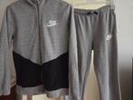 Nike trainingspak voor de jongens maat 158-170, Sport- of Zwemkleding, Ophalen of Verzenden, Zo goed als nieuw, Nike