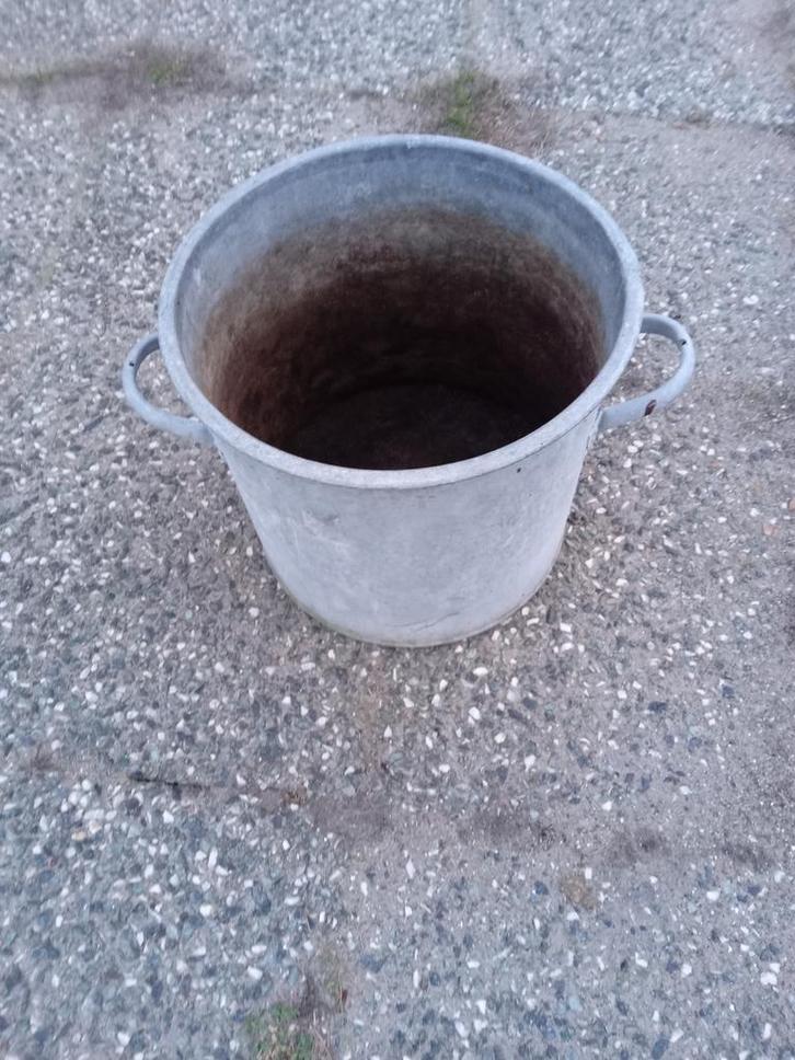 Zinken emmers, Tuin en Terras, Bloembakken en Plantenbakken, Gebruikt, Metaal, Minder dan 30 cm, Rond, Ophalen of Verzenden