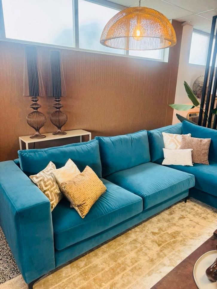 Bocx hoekbank  50% krt SALE, Huis en Inrichting, Banken | Bankstellen, Zo goed als nieuw, Hoekbank, Vierpersoons of meer, 300 cm of meer