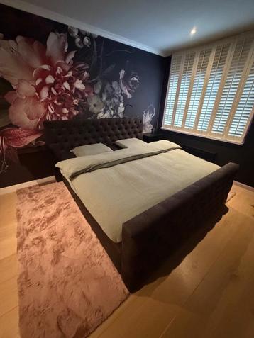 Boxspring beschikbaar voor biedingen