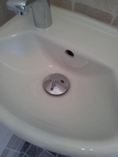 VIEGA SCHACHTPLUG VOOR WASTAFEL ZONDER OVERLOOP 11/4 X60X50M, Doe-het-zelf en Verbouw, Sanitair, Nieuw, Wastafel, Chroom, Koper