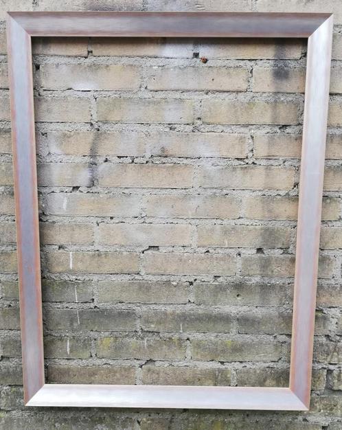 Schilderijlijst.  Modern. 63/82 cm., Huis en Inrichting, Woonaccessoires | Lijsten, Gebruikt, 75 cm of meer, 75 tot 100 cm, Hout