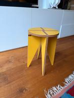 KILO Geel Bijzettafeltje - Scandinavisch Design, Ophalen, Gebruikt, Overige kleuren, Eén