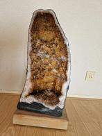 Grote citrien geode, Ophalen, Mineraal