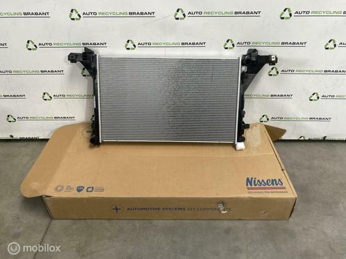 Radiateur Renault Master 3 NIEUW ORIG 214004474R 630733, Auto-onderdelen, Motor en Toebehoren, Renault, Gebruikt, Ophalen of Verzenden