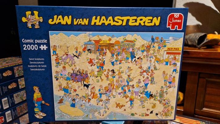 Jan van Haasteren 2000 zandsculpturen, Hobby en Vrije tijd, Denksport en Puzzels, Zo goed als nieuw, 500 t/m 1500 stukjes, Ophalen