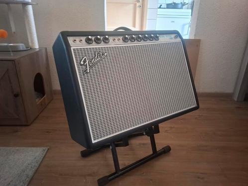 Fender Limited Edition '68 Custom Deluxe Reverb met Pine Cab, Muziek en Instrumenten, Versterkers | Bas en Gitaar, Gebruikt, Minder dan 50 watt