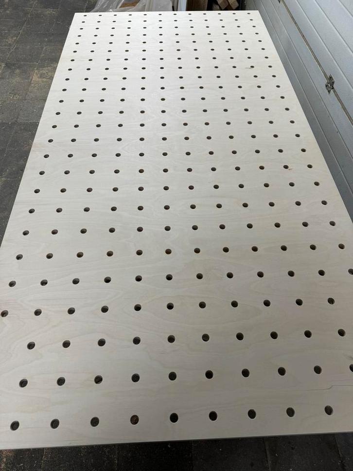 MFT werkblad 20 mm gaten in 96 mm patroon MAATWERK MOGELIJK, Doe-het-zelf en Verbouw, Werkbanken, Nieuw, Ophalen
