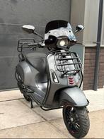 Te koop aangeboden: Vespa Sprint full option– Mat Grijs |, Fietsen en Brommers, Scooters | Vespa, Ophalen of Verzenden, Zo goed als nieuw