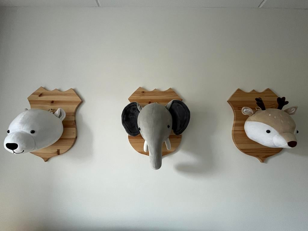 Pluche dierenkoppen - Hert, Olifant, IJsbeer, Ophalen, Zo goed als nieuw, Wanddecoratie