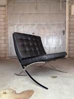 2x Knoll Barcelona chair, Huis en Inrichting, Fauteuils, Ophalen, Gebruikt, 75 tot 100 cm, Metaal
