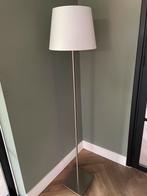 Staande lamp met witte kap, Ophalen, Gebruikt, Metaal, 150 tot 200 cm