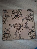 Kussenhoesjes set 30x30 cm - 2 stuks, Huis en Inrichting, Woonaccessoires | Kussens, Ophalen of Verzenden, Zo goed als nieuw, Beige