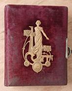 Antiek fotoalbum met beslag, negentiende eeuw., Antiek en Kunst, Ophalen of Verzenden