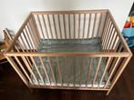 Houten Grondbox / Babybox, Kinderen en Baby's, Ophalen, Zo goed als nieuw, Vierkant, Boxkleed