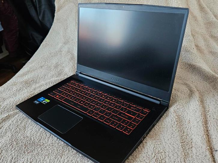 MSI GF63 Thin - RTX 3050 – 16GB RAM - i5 + Razer muis, Computers en Software, Windows Laptops, Zo goed als nieuw, 15 inch, SSD