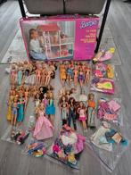 Grote Barbie partij: 48 Barbie’s + Ken + huis met doos, Ophalen of Verzenden, Gebruikt, Barbie