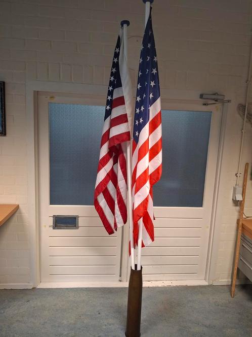Amerikaanse vlaggen in kanon huls., Diversen, Vlaggen en Wimpels, Zo goed als nieuw, Ophalen