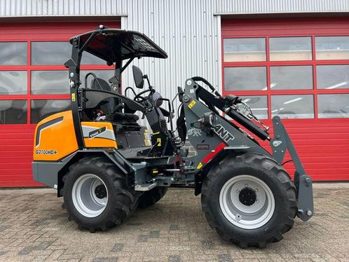 Giant G2700 HD+ DEMO <100u, Zakelijke goederen, Machines en Bouw | Kranen en Graafmachines, Graaflaadcombinatie
