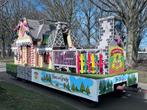 Opbouw carnavalswagen thema Hans en Grietje/snoephuisje, Hobby en Vrije tijd, Overige Hobby en Vrije tijd, Ophalen, Zo goed als nieuw