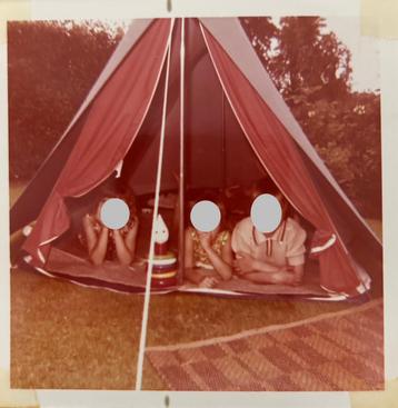 Vintage pyramidetent beschikbaar voor biedingen
