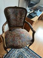 Geborduurde fauteuil, Ophalen