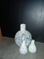 Te koop mooi set vazen, Huis en Inrichting, Wit, Ophalen of Verzenden, Minder dan 50 cm, Glas