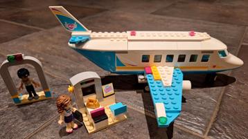 Lego Friends Heartlake Vliegtuig (41100) beschikbaar voor biedingen