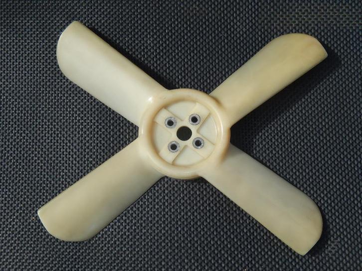 Fan Kunststof ventilator w108 w111 w112 w112 Oldtimer, Auto-onderdelen, Motor en Toebehoren, Mercedes-Benz, Oldtimer onderdelen