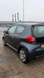 Toyota Aygo 1.0  2006 Grijs, Voorwielaandrijving, Zwart, 4 stoelen, 68 pk