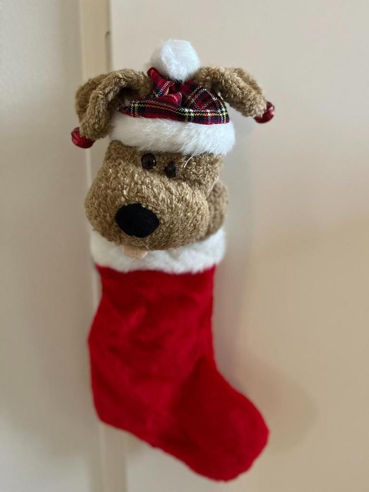 Zingende kersthond zak 55cm lang en 21 cm breed, Diversen, Kerst, Zo goed als nieuw, Ophalen