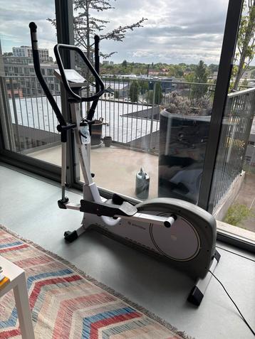 Crosstrainer - Als Nieuw! beschikbaar voor biedingen