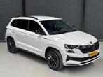Skoda Karoq 1.5 TSI (150 pk) Sportline Business - Virtual Co, Stof, 4 cilinders, Wit, Karoq