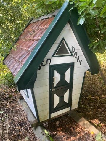 speelhuisje, tuinhuisje beschikbaar voor biedingen