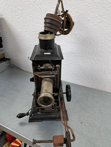 Toverlantaarn met vele glaasjes beschikbaar voor biedingen