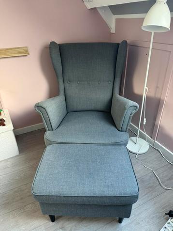 Ikea fauteuil met voetenbank strandmon beschikbaar voor biedingen
