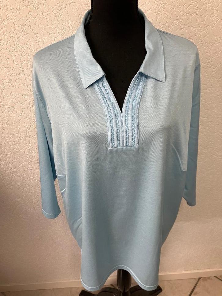 maat 52 oksel tot oksel 70 cm-3/4 mouw, Kleding | Dames, Grote Maten, Zo goed als nieuw, Blouse of Tuniek, Blauw, Ophalen of Verzenden