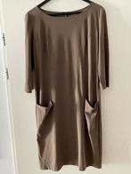 MOQ Jurk Maat 42, Kleding | Dames, Jurken, Bruin, Maat 42/44 (L), Ophalen of Verzenden, Zo goed als nieuw
