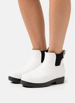 Ugg warme fijne laarzen maat 40, Wit, Lage of Enkellaarzen, Nieuw, Ophalen of Verzenden