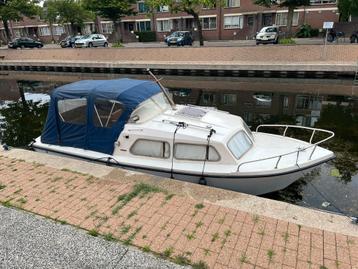 Waterland 700  polyester Weekend Kruiser beschikbaar voor biedingen
