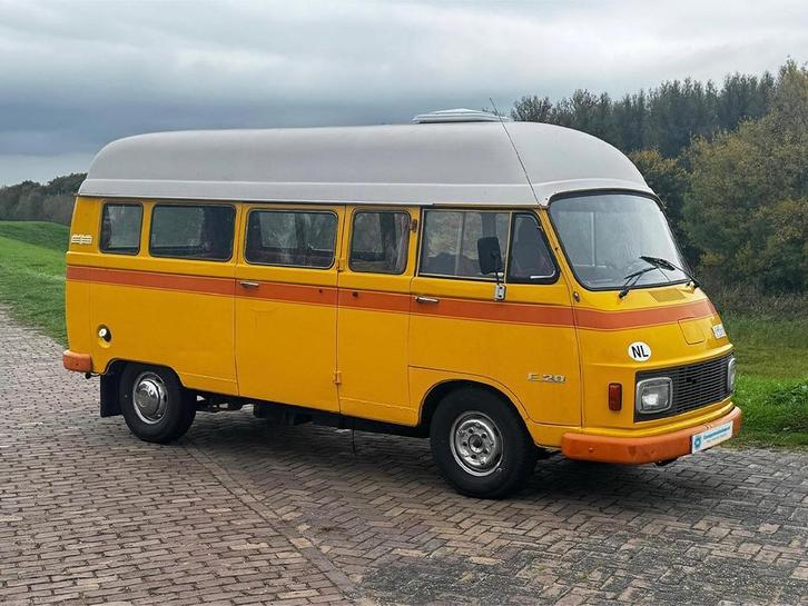 Mercedes-Benz Hanomag-Henschel F20D, Caravans en Kamperen, Campers, Bedrijf, Buscamper of Camperbus, Mercedes-Benz, Diesel, Handgeschakeld