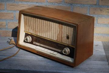 Grundig buizenradio type 2140 beschikbaar voor biedingen