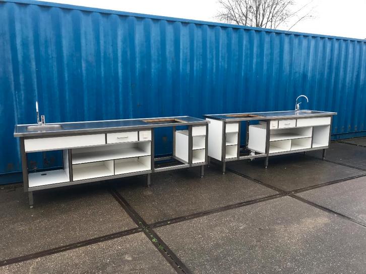 2x rvs buitenkeuken meubel + spoelbak en wit trespa inside, Tuin en Terras, Buitenkeukens, Zo goed als nieuw, Gas, Ophalen