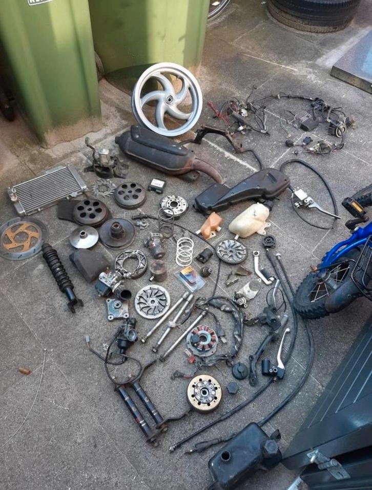 Onderdelen voor runner  skipper etc, Fietsen en Brommers, Brommeronderdelen | Puch, Zo goed als nieuw, Ophalen of Verzenden