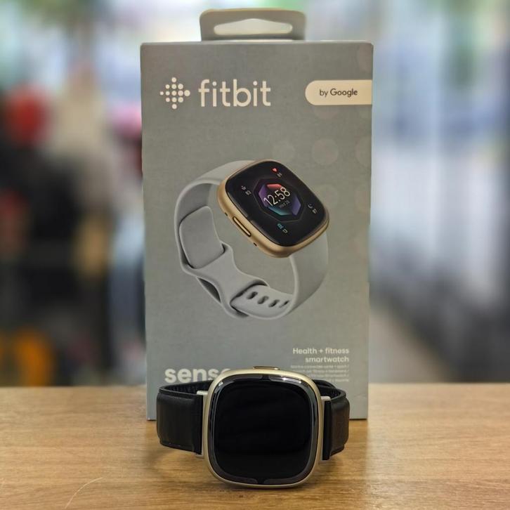 Fitbit Sense 2 Smartwatch - In Goede Staat, Sieraden, Tassen en Uiterlijk, Smartwatches, Zo goed als nieuw