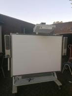 smartbord met beamer, Zo goed als nieuw, Ophalen, Tv en Weergevers