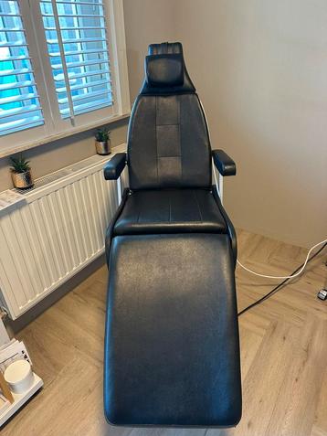 (Pedicure) elektrische behandelstoel beschikbaar voor biedingen