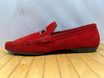 Dazawa, maat 42 soepele rood suède mocassins beschikbaar voor biedingen