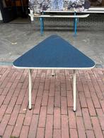 Vintage jaren 50 bijzettafel, space age tafeltje, Huis en Inrichting, Tafels | Bijzettafels, Gebruikt, -, -, -