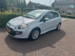 Fiat Punto 1.3 Multijet 62KW 3DR 2010 Wit, Auto's, Voorwielaandrijving, 28 km/l, 4 cilinders, 400 kg